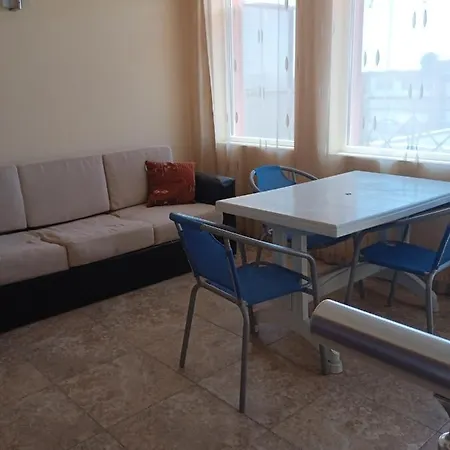 Lazur Apartamento