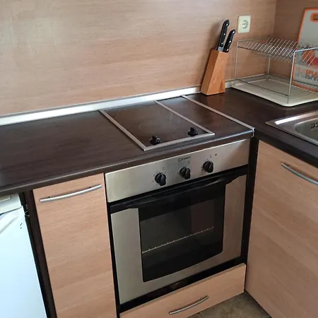 Lazur Apartamento *